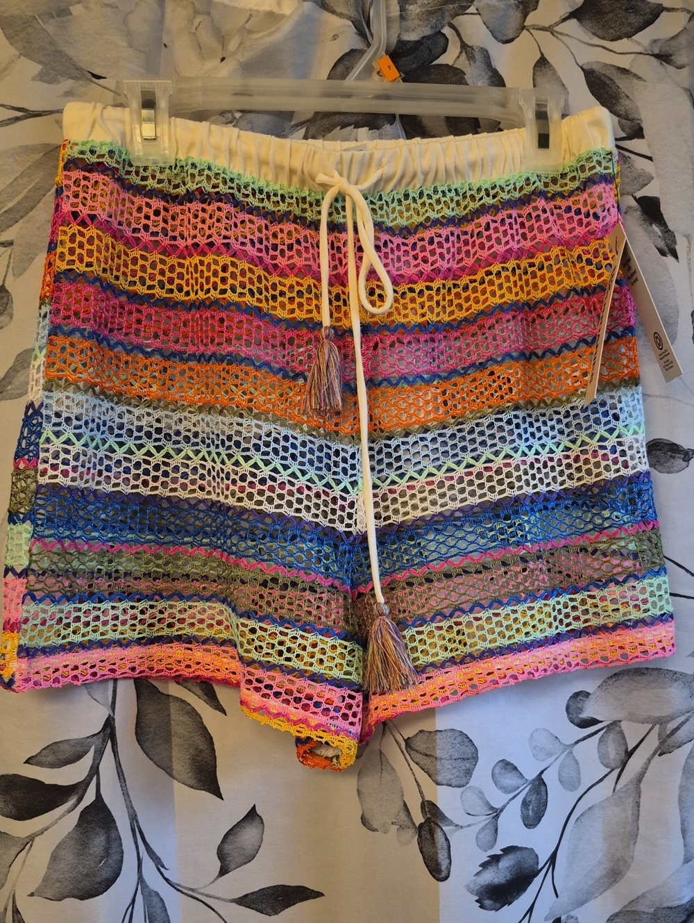 NWT Woman's Beach Cover Up Shorts,Size Medium
